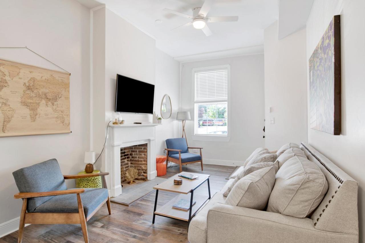 Stars On State In The Heart Of Downtown Apartment Mobile Bagian luar foto